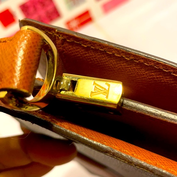 Vintage Louis Vuitton Shoulder/ Crossbody Bag - Picture 8 of 11